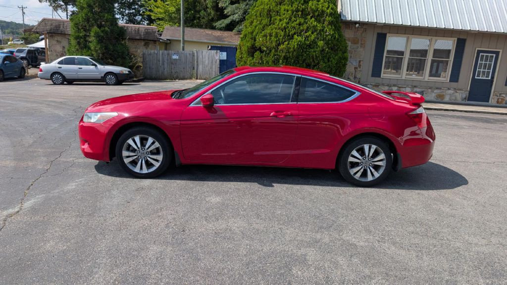2010 Honda Accord Image 4