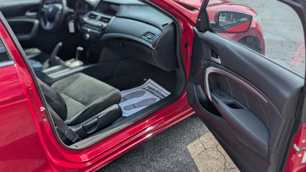 2010 Honda Accord Image 10