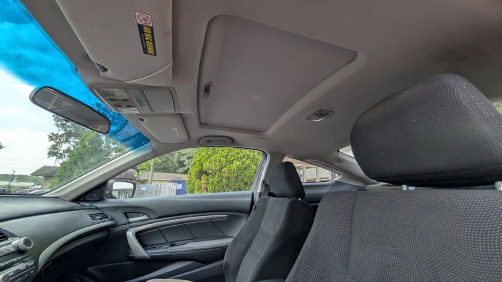 2010 Honda Accord Image 14