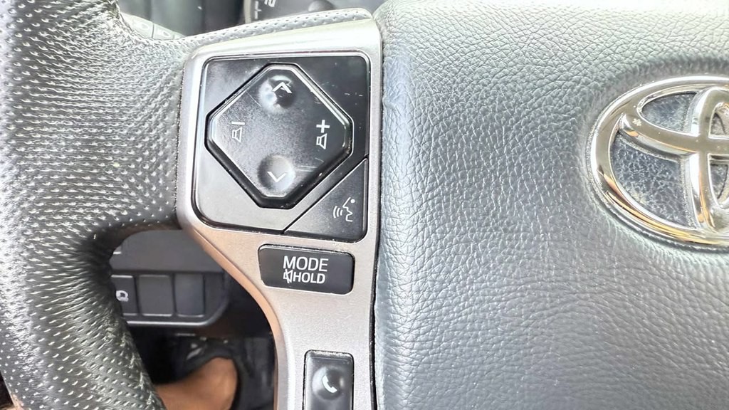 2023 Toyota Tacoma Image 18