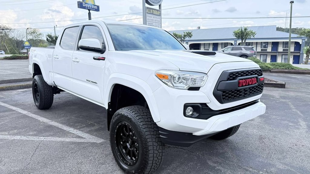 2023 Toyota Tacoma Image 19