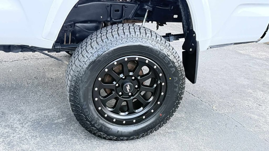 2023 Toyota Tacoma Image 20