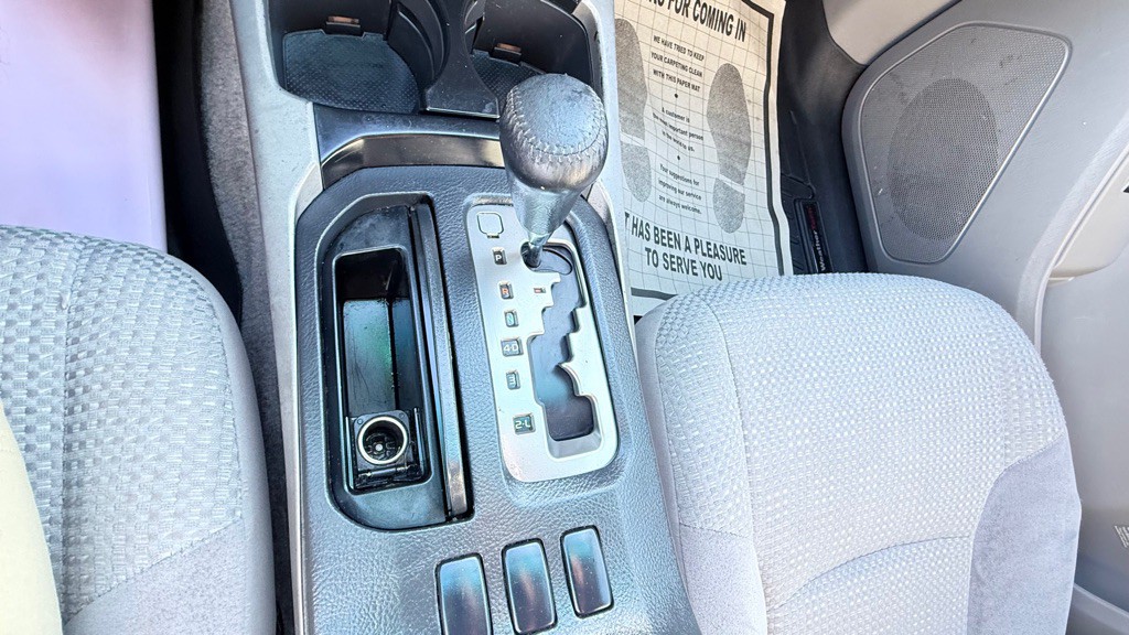 2005 Toyota 4Runner Image 34