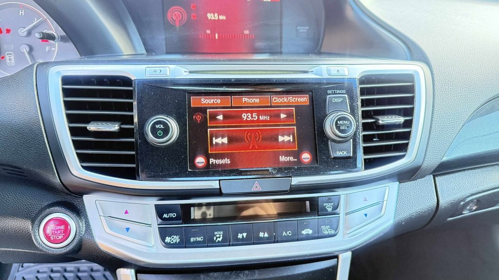 2013 Honda Accord Image 9