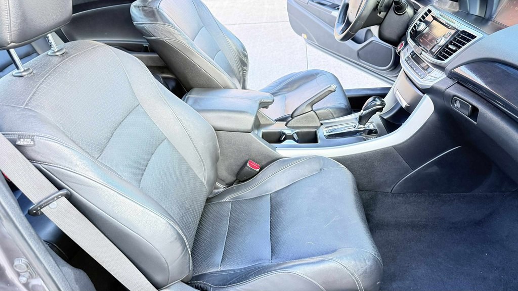 2013 Honda Accord Image 11