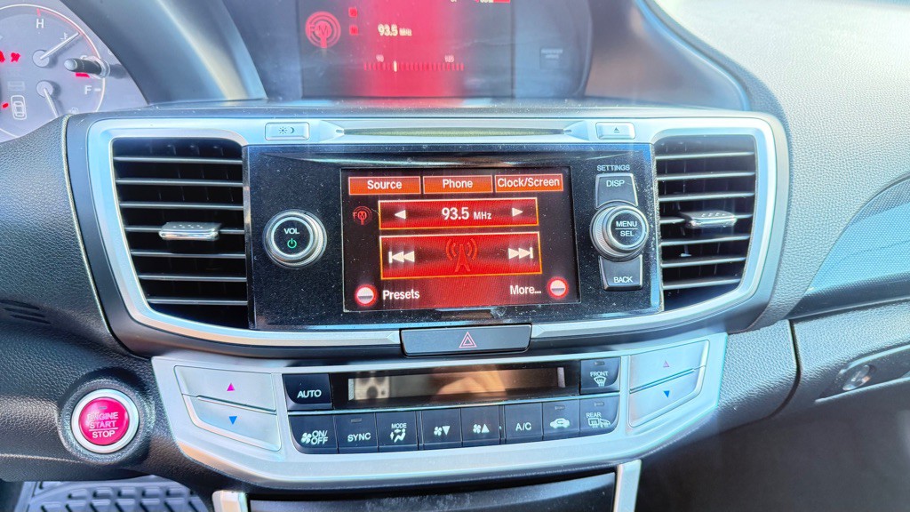 2013 Honda Accord Image 38