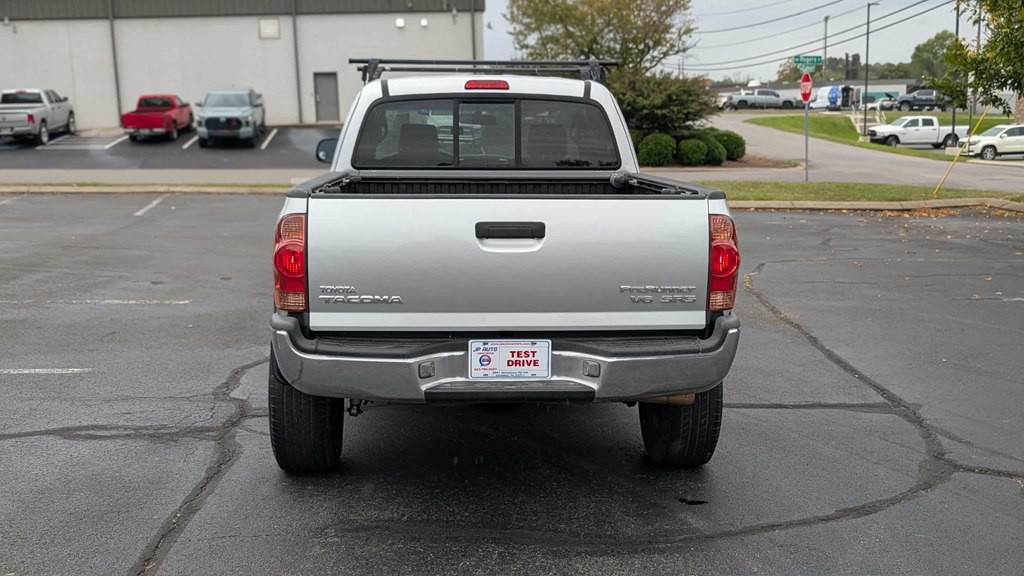2005 Toyota Tacoma Image 5