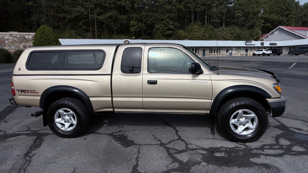 2004 Toyota Tacoma Image 4