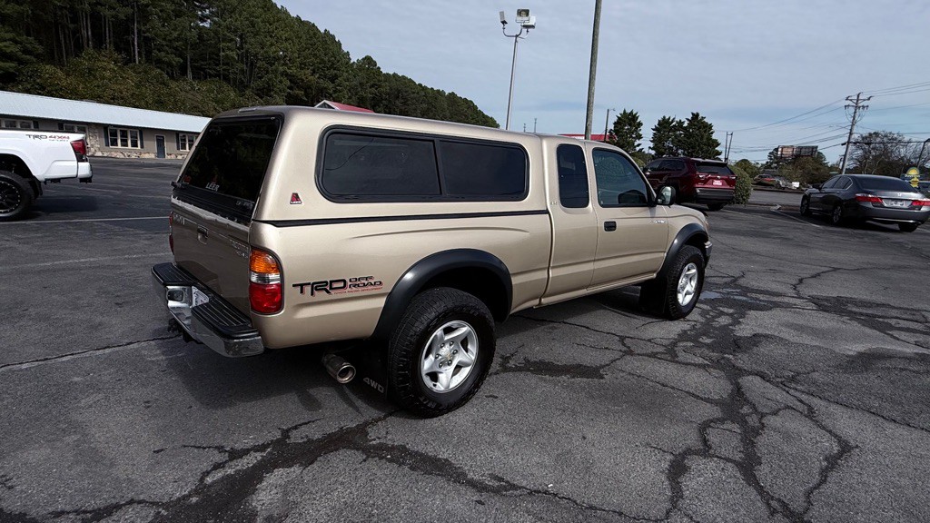 2004 Toyota Tacoma Image 5
