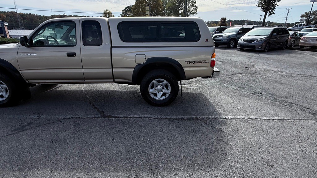 2004 Toyota Tacoma Image 37