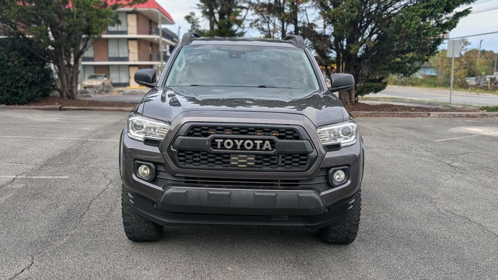 2021 Toyota Tacoma Image 3