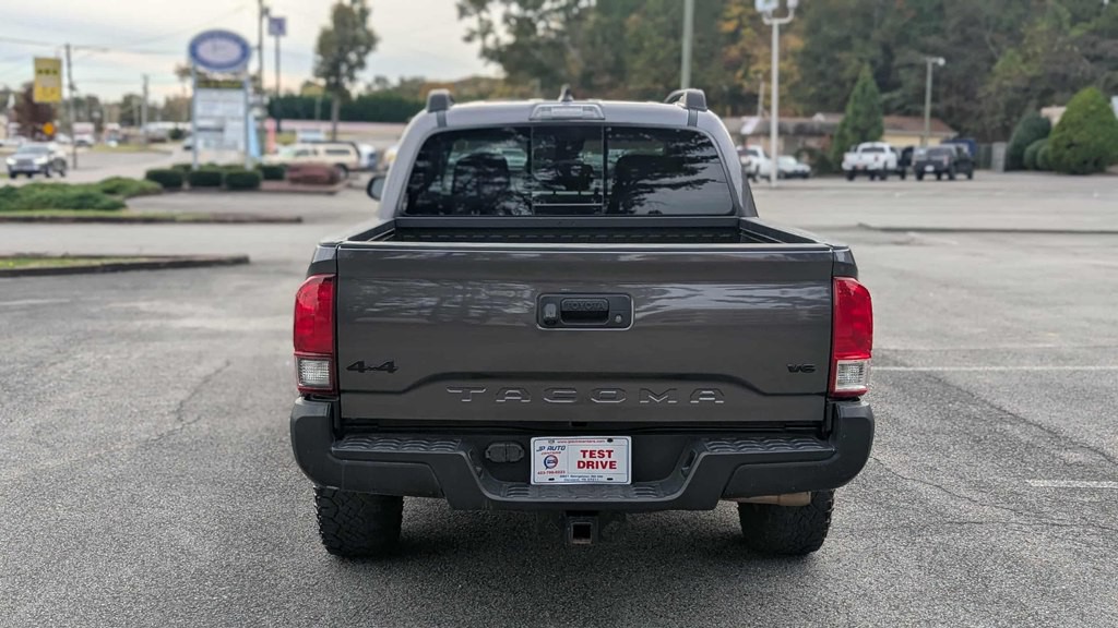 2021 Toyota Tacoma Image 6