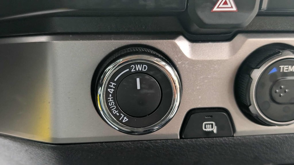 2021 Toyota Tacoma Image 16