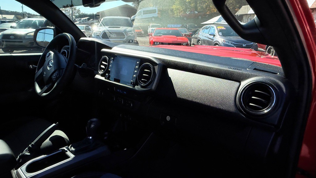 2022 Toyota Tacoma Image 11