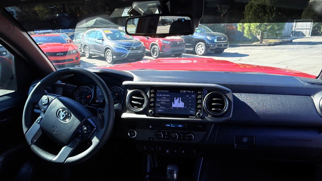 2022 Toyota Tacoma Image 13