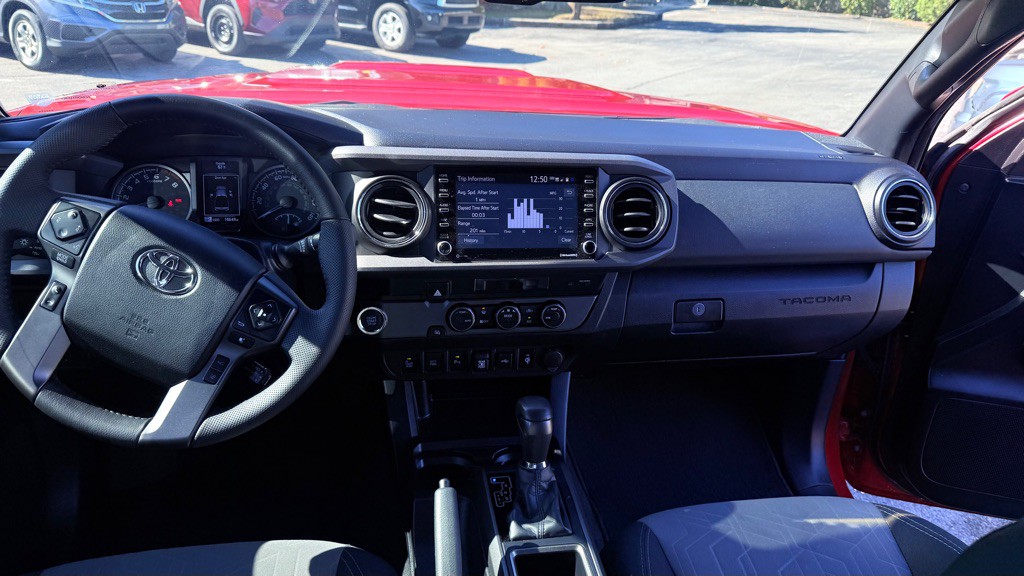 2022 Toyota Tacoma Image 16