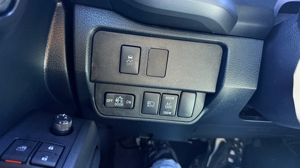 2022 Toyota Tacoma Image 30