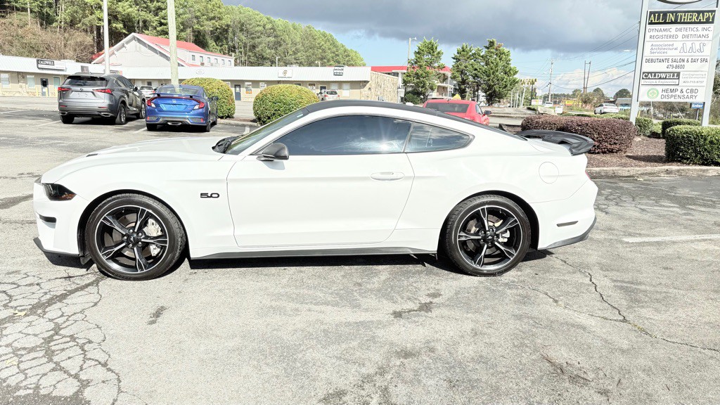 2019 Ford Mustang Image 6