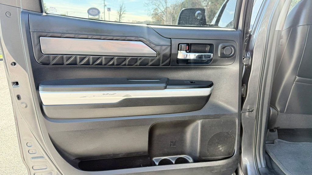 2014 Toyota Tundra Image 10