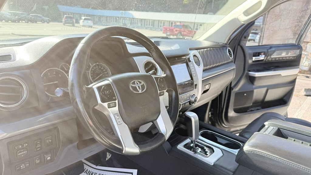 2014 Toyota Tundra Image 12