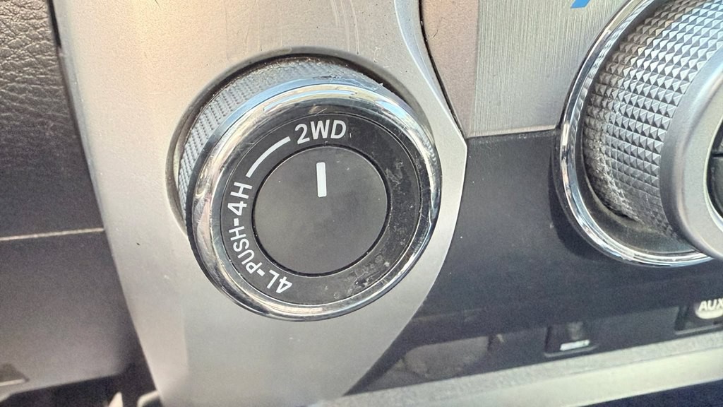 2014 Toyota Tundra Image 15