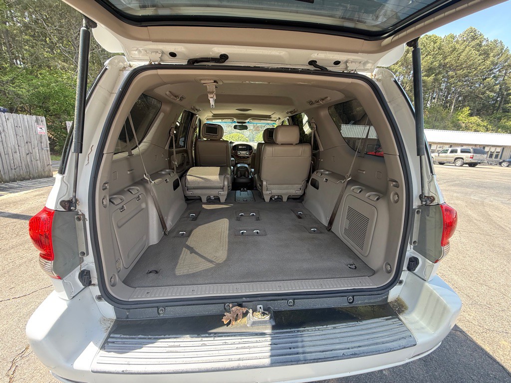 2006 Toyota Sequoia Image 19