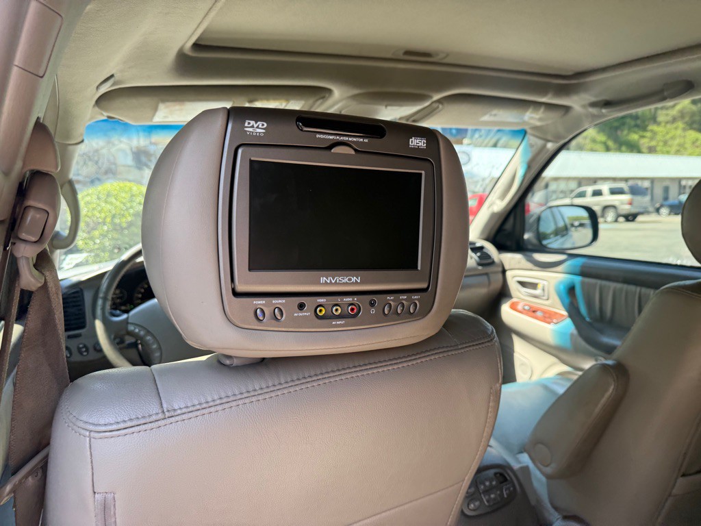 2006 Toyota Sequoia Image 22