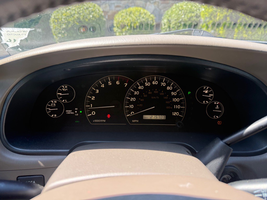 2006 Toyota Sequoia Image 30