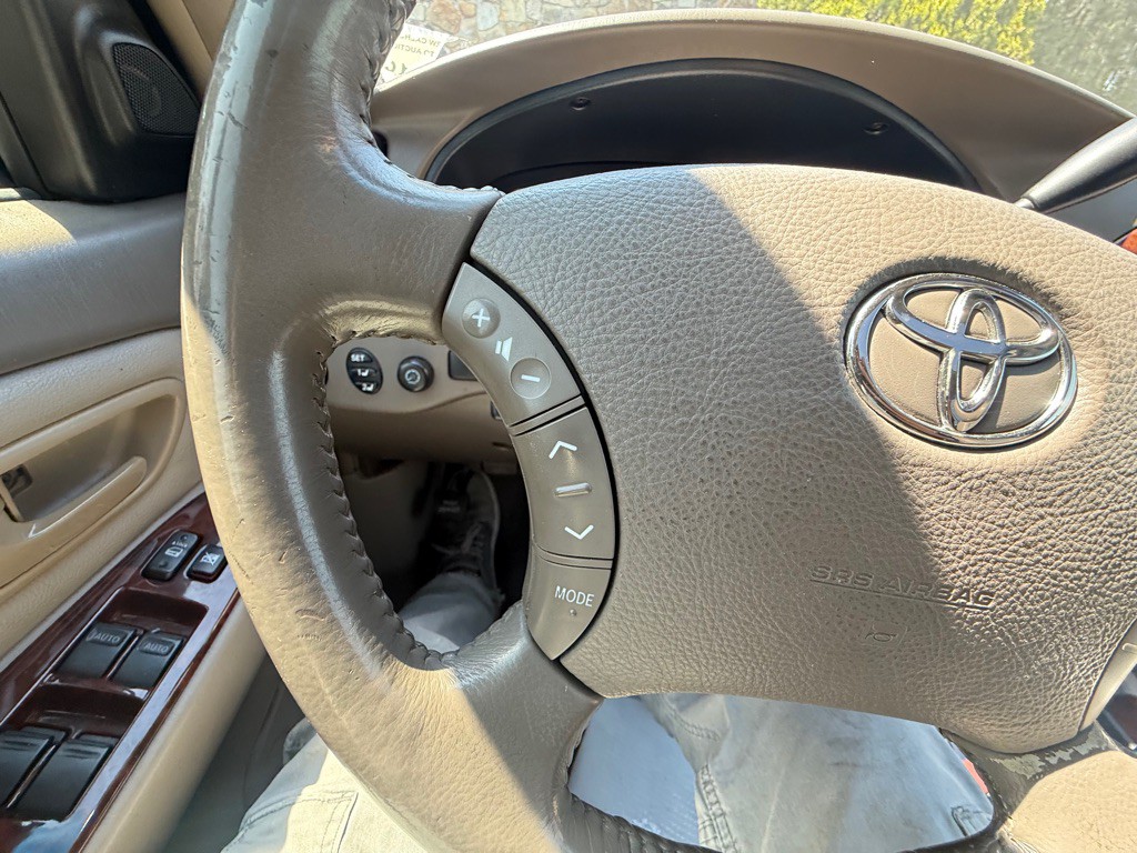 2006 Toyota Sequoia Image 38