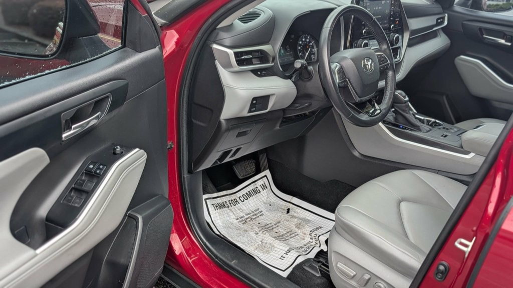 2020 Toyota Highlander Image 8