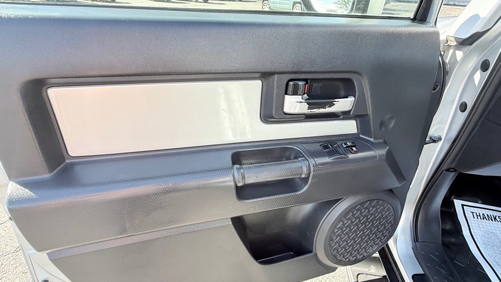 2007 Toyota FJ Cruiser Image 26