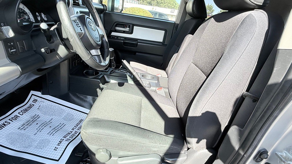 2007 Toyota FJ Cruiser Image 9