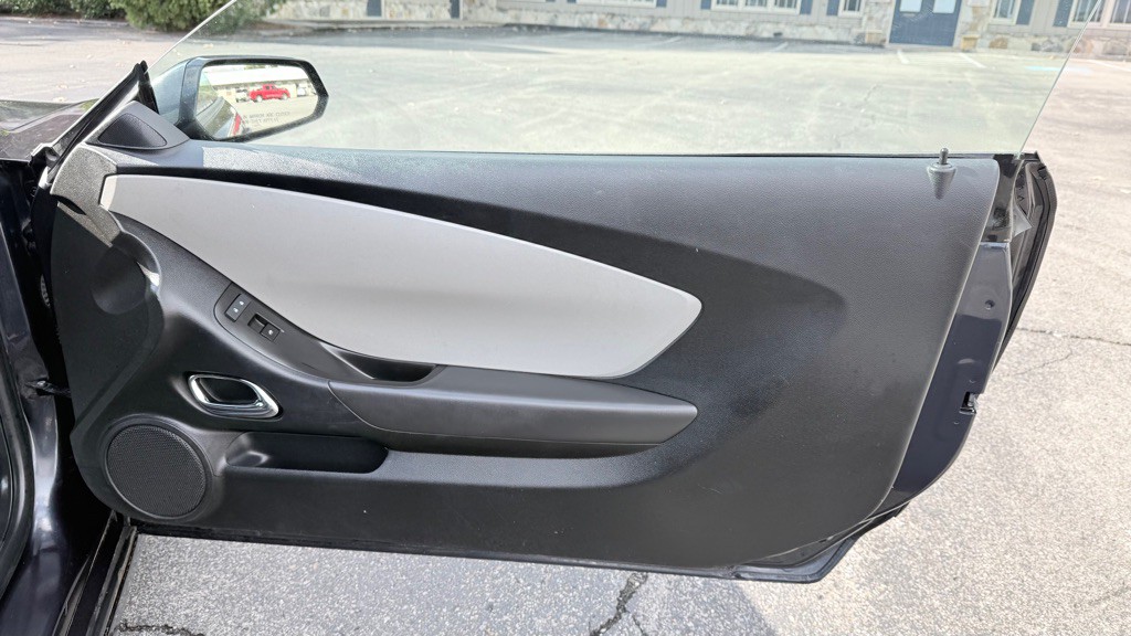 2014 Chevrolet Camaro Image 24