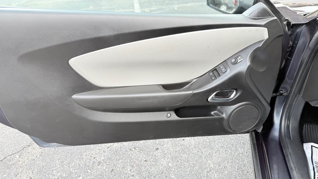 2014 Chevrolet Camaro Image 26