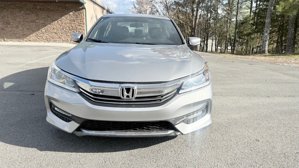 2016 Honda Accord Image 4