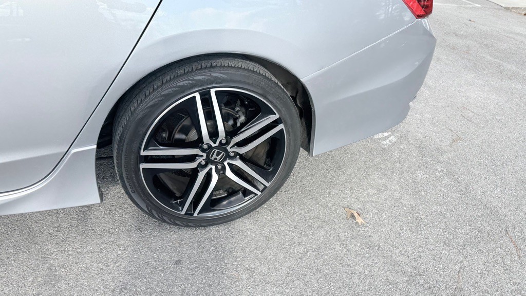 2016 Honda Accord Image 20