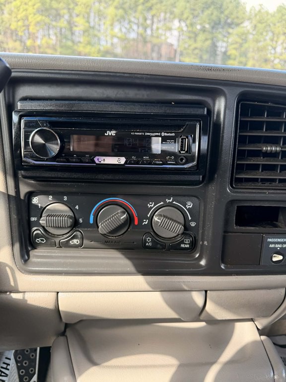 1999 Chevrolet Silverado 1500 Image 10