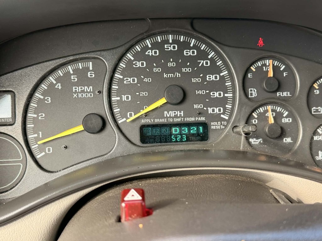 1999 Chevrolet Silverado 1500 Image 12