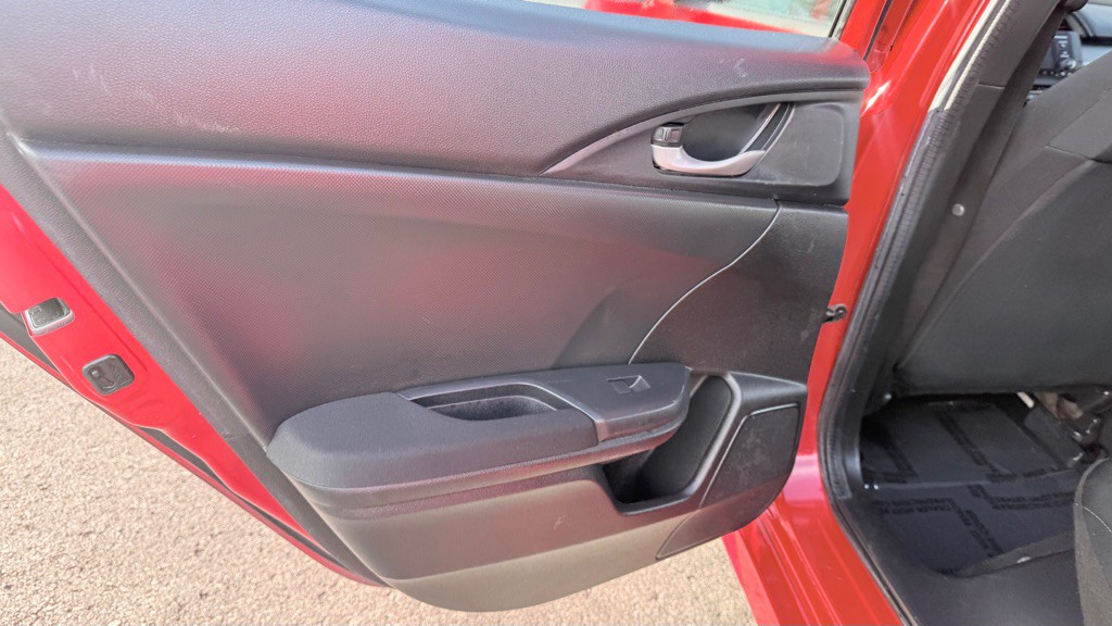 2017 Honda Civic Image 24