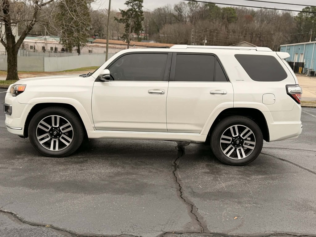 2016 Toyota 4Runner Image 5