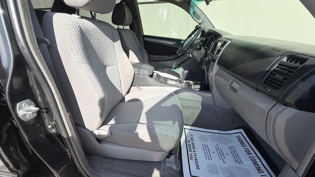2007 Toyota 4Runner Image 12