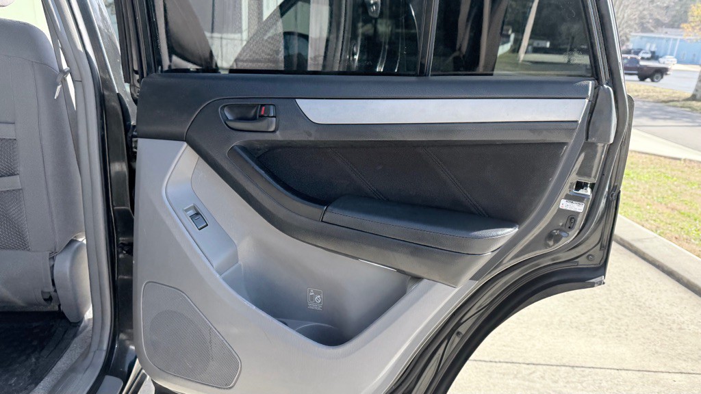 2007 Toyota 4Runner Image 24