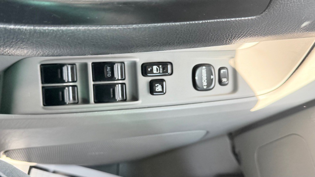 2007 Toyota 4Runner Image 32