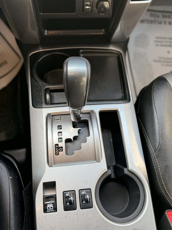 2015 Toyota 4Runner Image 12