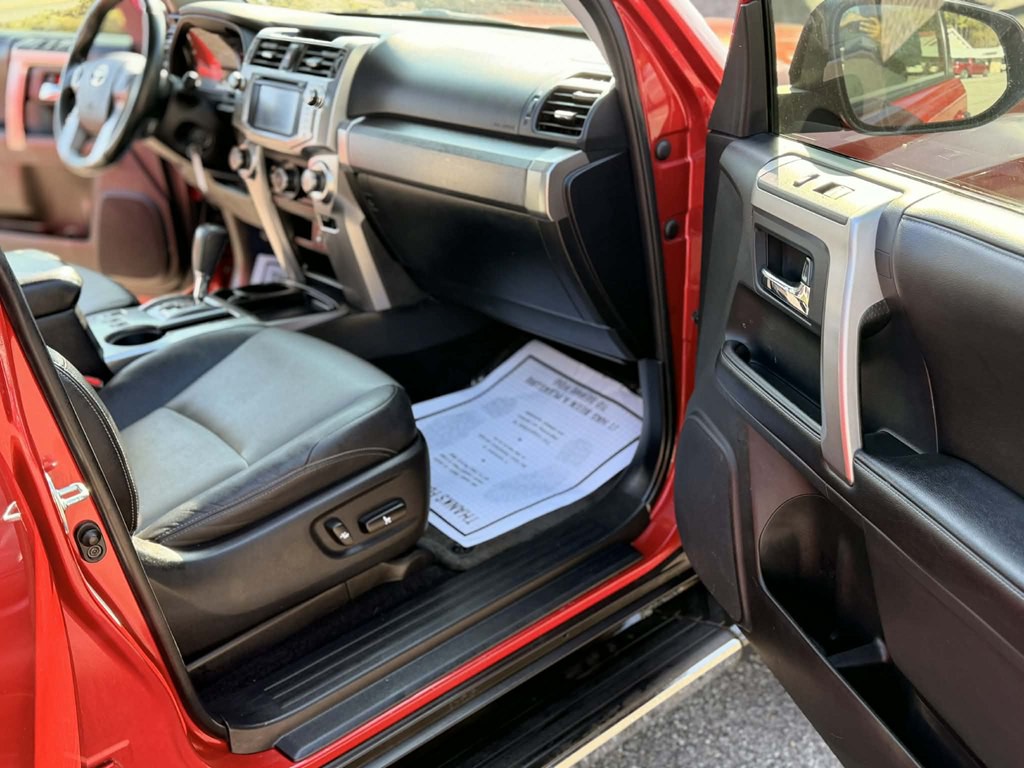 2015 Toyota 4Runner Image 11