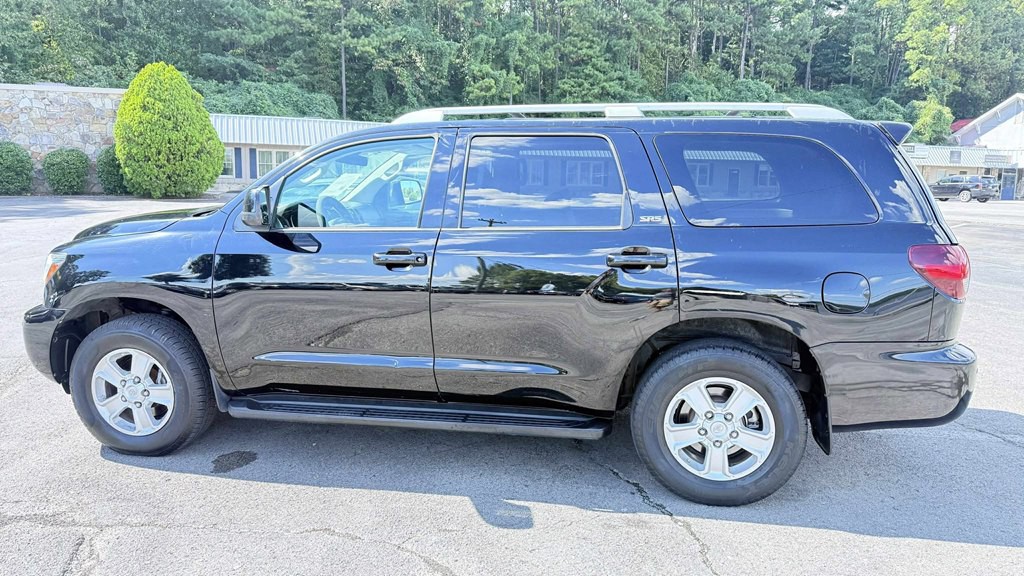 2018 Toyota Sequoia Image 4