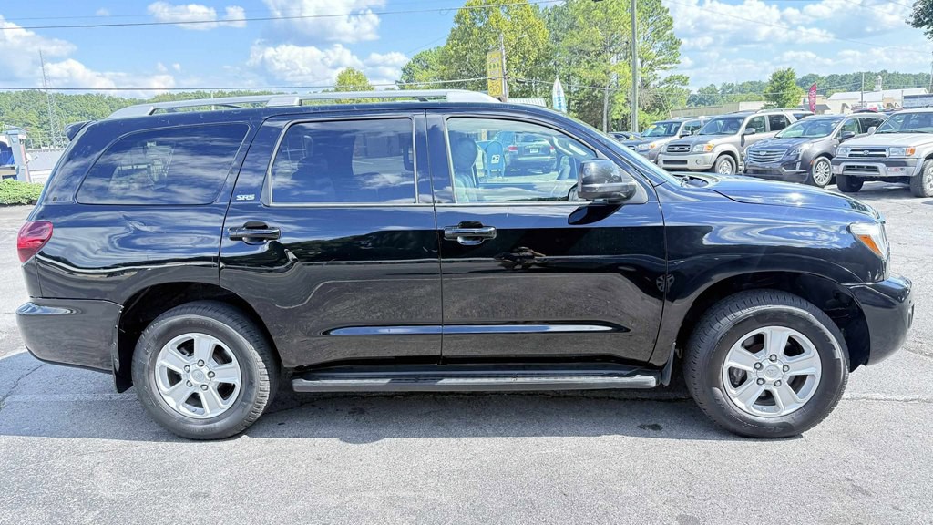 2018 Toyota Sequoia Image 5