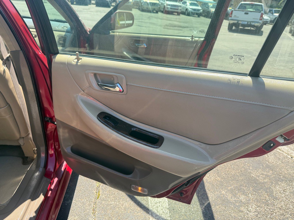 2002 Honda Accord Image 16