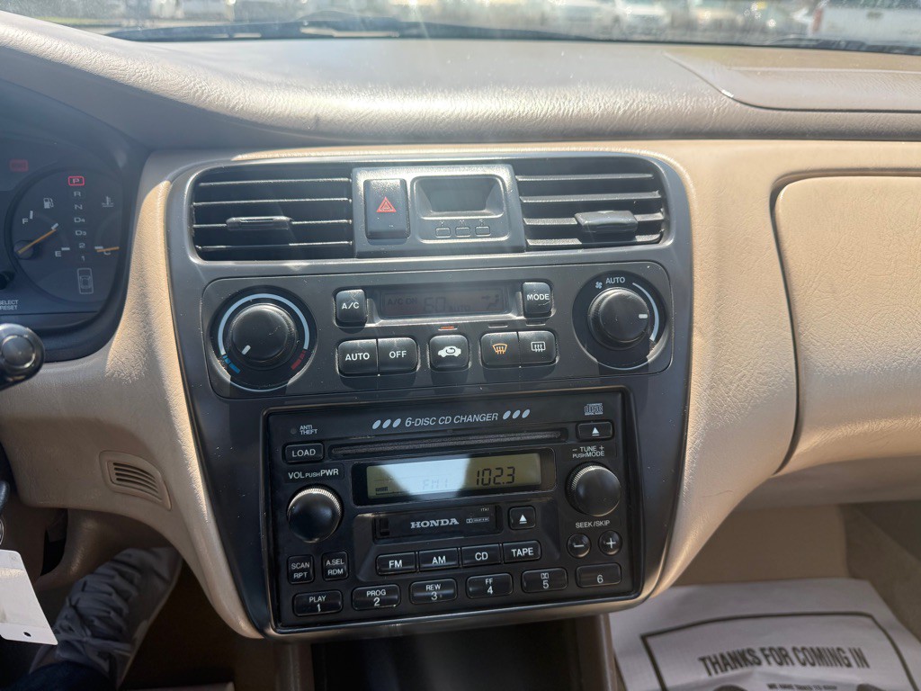 2002 Honda Accord Image 25