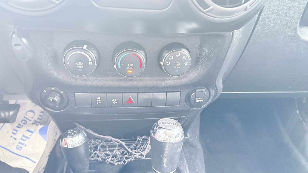 2014 Jeep Wrangler Unlimited Image 14